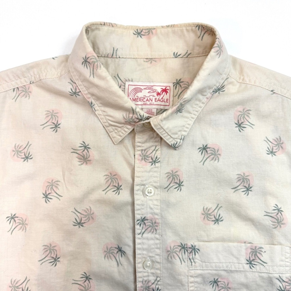 American Eagle Shirt Mens L Beige Palm Tree Tropical Short Sleeve Button Summer
